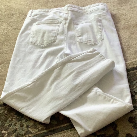 Style & Co white jeans stretchy size 12 these run big more 14 excellent shape - Picture 5 of 11